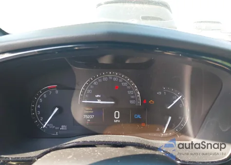 2017 Cadillac Xt5 Standard z USA, uszkodzony, nr VIN 1GYKNARS2HZ115561